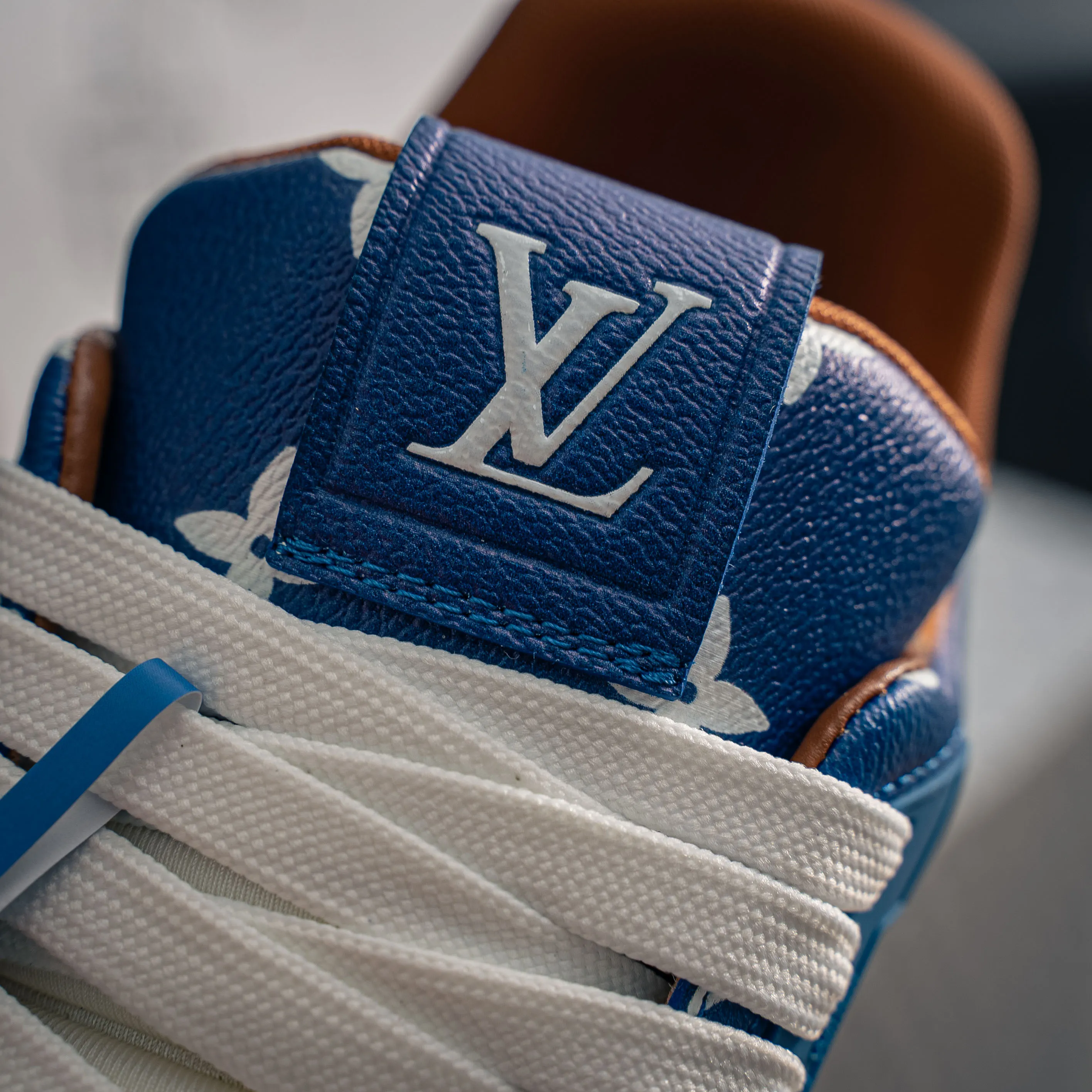 【L 2 】 Premium LV Classic New Arrival ✦ 1:1 ， ， ✦ Cowhide Leather Shoes ， LOGO ✦ + ，